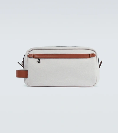 Shop Brunello Cucinelli Cotton And Linen Washbag In 209+7644