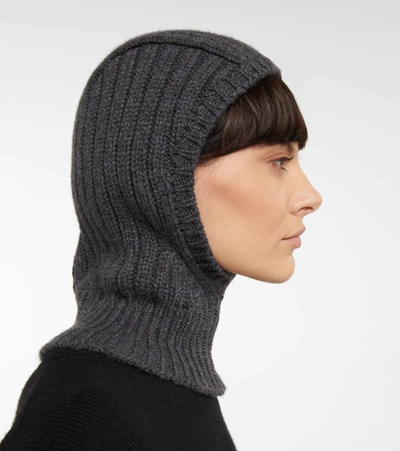 Shop The Row Everest Cashmere Balaclava In Charcoal