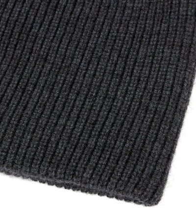 Shop The Row Ossa Cashmere Beanie In Charcoal