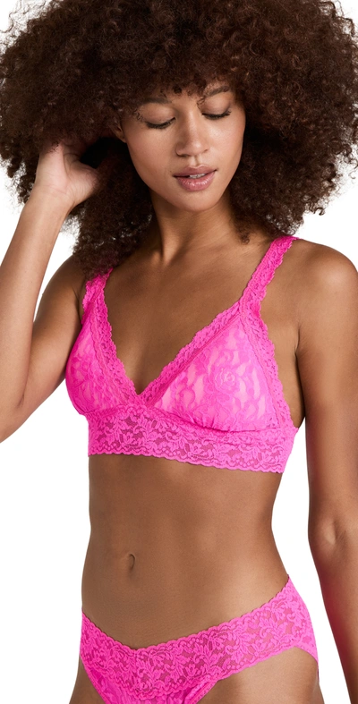 Hanky Panky Signature Lace Crossover Bralette - Dragon Fruit In Pink