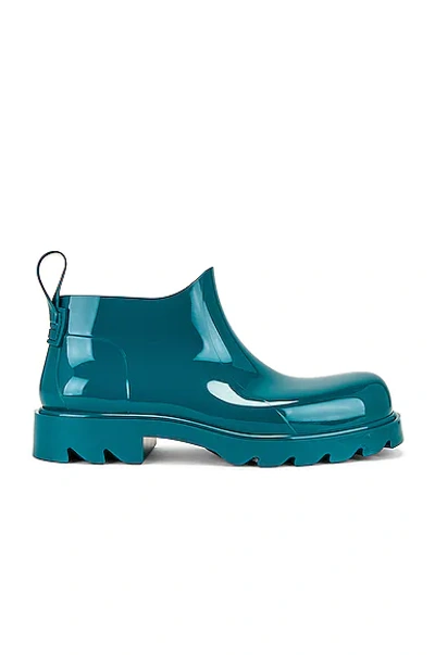 Bottega Veneta Blue Stride Rubber Ankle Boots In Blaster