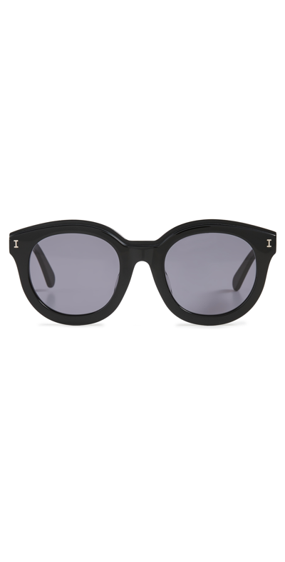 Shop Illesteva Echo Park Black Sunglasses