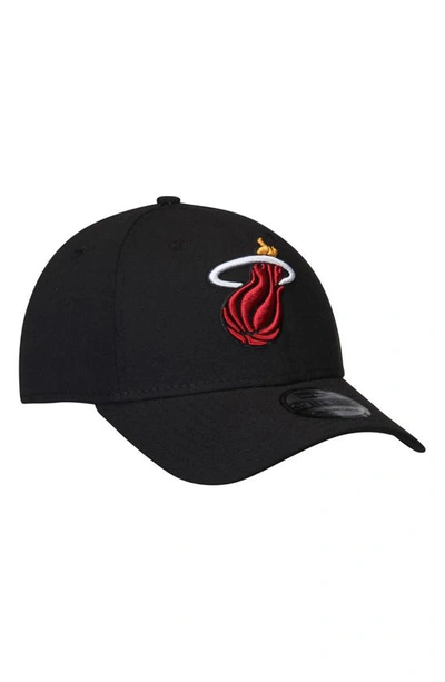 Shop New Era Black Miami Heat Team Classic 39thirty Flex Hat