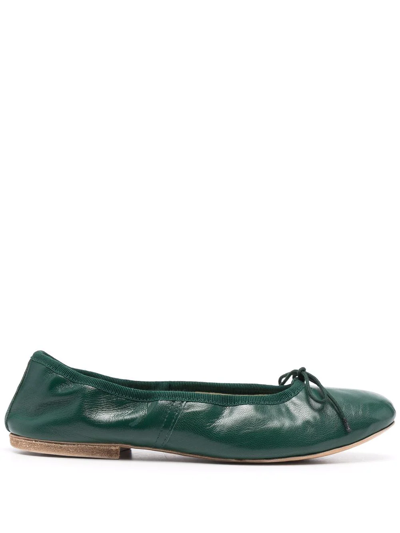 Shop Apc Bow-detail Leather Ballerina Shoes In Green
