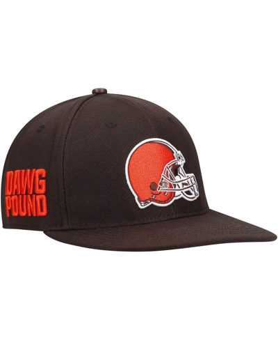 Shop Pro Standard Men's Brown Cleveland Browns Logo Ii Snapback Hat