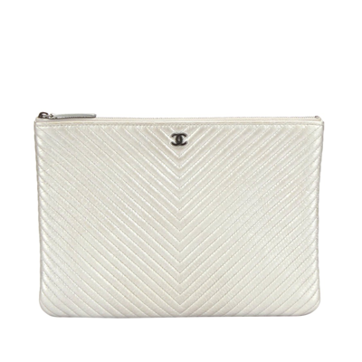 Pre-owned Chanel Chevron Leather Clutch Bag In White
