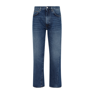 Shop Totême Straight-legged Cropped Jeans In Blue