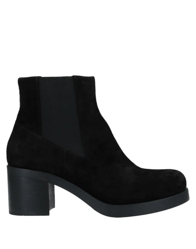 Shop Laura Bellariva Ankle Boots In Black