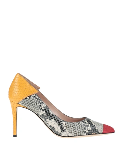 Shop Giuseppe Zanotti Pumps In Dove Grey