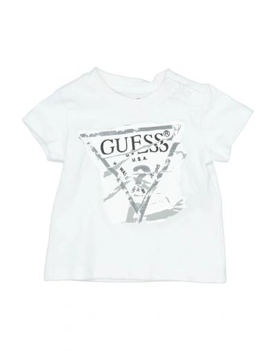 Shop Guess Newborn Boy T-shirt White Size 3 Cotton
