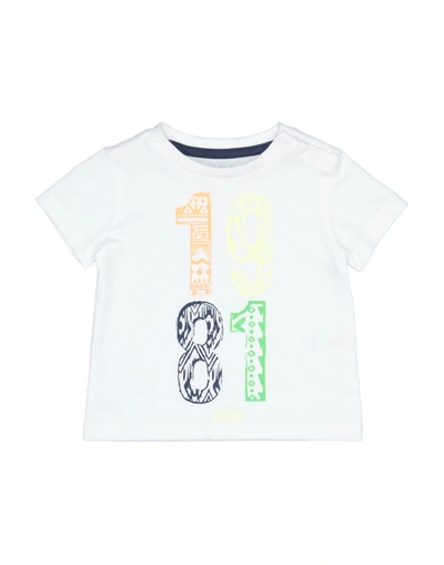 Shop Guess Newborn Boy T-shirt White Size 3 Cotton
