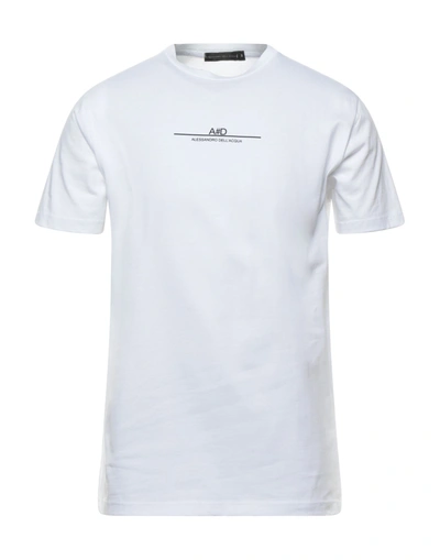 Shop Alessandro Dell'acqua Man T-shirt White Size S Cotton