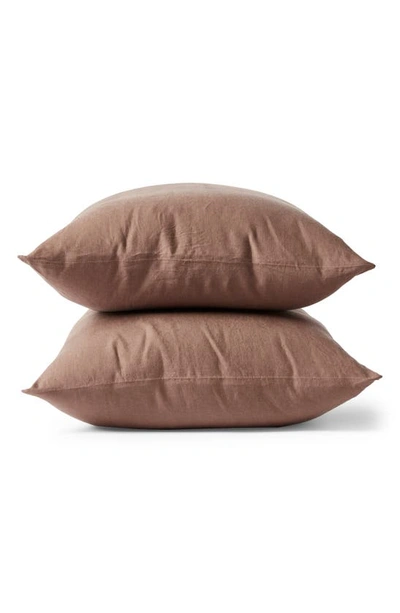 Shop Coyuchi Relaxed Set Of 2 Organic Linen Pillowcases In Redwood