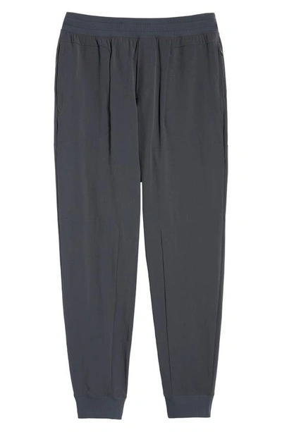 Shop Alo Yoga Co-op Pocket Tapered Joggers In Anthracite