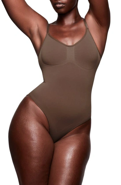 SKIMS Sculpting Bodysuit Brief with Snaps SH-BSB-0348 Clay - SIZE