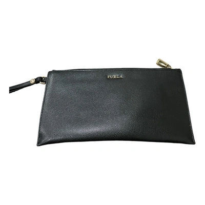 Pre-owned Furla Leather Clutch Bag In Black