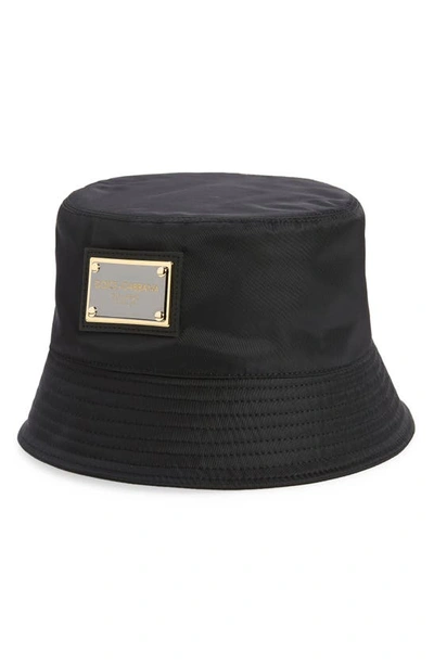 Shop Dolce & Gabbana Logo Plate Bucket Hat In Nero