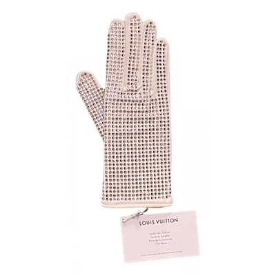 Pre-owned Louis Vuitton Gloves In White