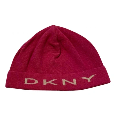 Pre-owned Dkny Wool Beanie In Red