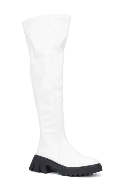 Torgeis Alfie Lug Sole Tall Boot In White