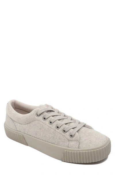 Shop Splendid Trinity Sneaker In Oatmeal