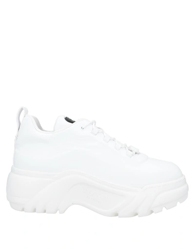 Shop Valentino Garavani Woman Sneakers White Size 11 Soft Leather