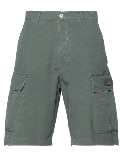 Shop 2w2m Shorts & Bermuda Shorts In Military Green