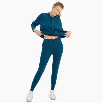 Shop Naadam Off-duty Cashmere Jogger In Peacock Blue