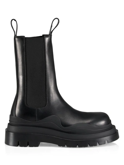Shop Bottega Veneta Men's Contrast-sole Leather Tire Boots In Black