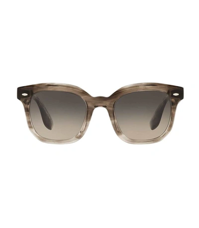 Shop Oliver Peoples Filu Sunglasses In Smoke