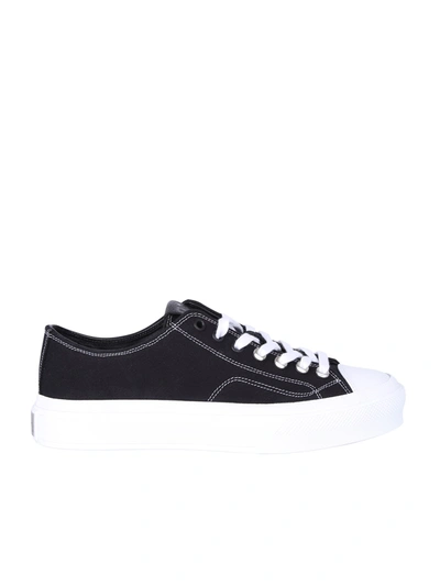 Shop Givenchy Branded Sneakers In Nero
