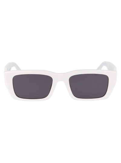 Shop Palm Angels Peri002 - Pa02 Sunglasses In 0107 White Dark Grey