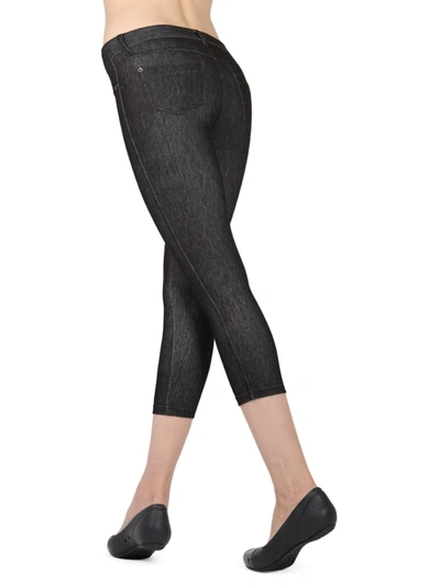 Shop Memoi Women's Zipper Cotton-blend Capri Leggings In Black