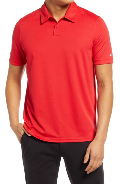 Shop Oakley Divisional 2.0 Performance Golf Polo In Red Line
