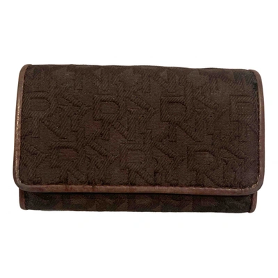 Pre-owned Dkny Cloth Wallet In Brown