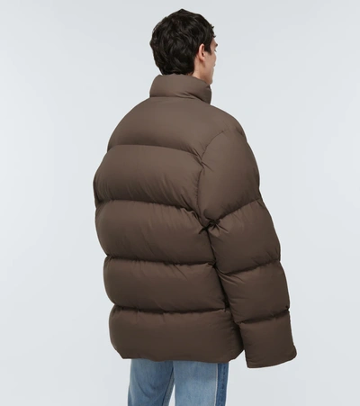 Shop Balenciaga Sporty B Padded Jacket In Thatch Brown