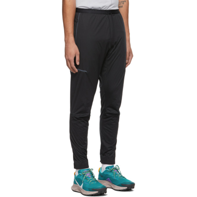 Shop Nike Black  Storm-fit Adv Run Division Sweatpants In Black/blkref