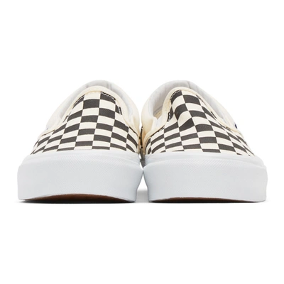 Shop Vans Off-white Check Og Classic Slip-on Sneakers In Checkerboard