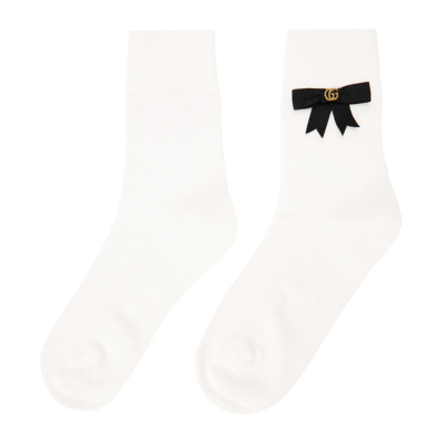 Shop Gucci White Cotton-blend Gg Bow Socks In 9000 White