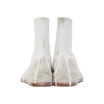 Shop Maison Margiela Off-white Bianchetto Flat Tabi Boots In H8545 White