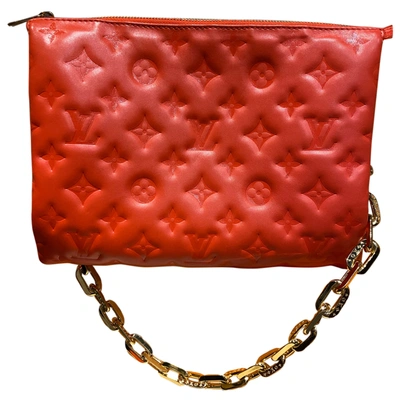 Coussin leather handbag Louis Vuitton Red in Leather - 35761562