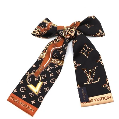 Vintage LOUIS VUITTON Silk Logo Scarf ❤ liked on Polyvore featuring  accessories, scarves, pure silk scarves, l…