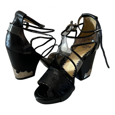 Pre-owned Toga Patent Leather Sandals In Black