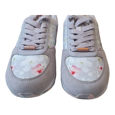 Pre-owned Ted Baker Cloth Trainers In Multicolour