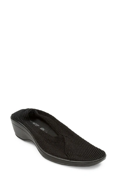 Shop Arcopedico Arcopédico Mailu Wedge Knit Shoe In Black