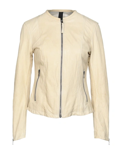 Shop Garrett Woman Jacket Ivory Size 8 Soft Leather In White