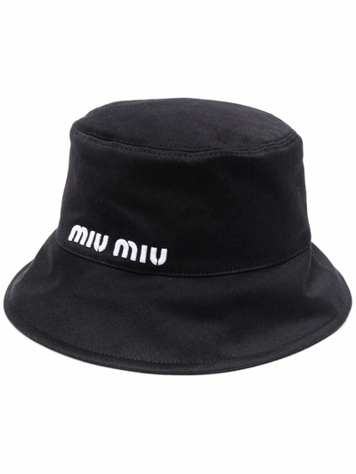 Shop Miu Miu Logo-embroidered Bucket Hat In Schwarz