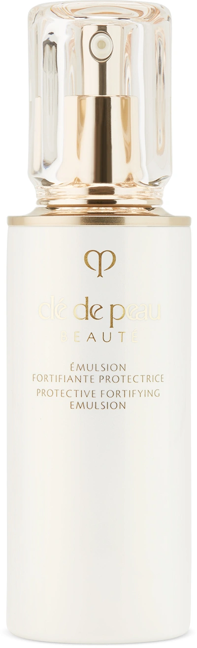 Shop Clé De Peau Beauté Protective Fortifying Emulsion, 125 ml In Na