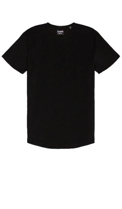Cuts Crew Curve Hem T-shirt In Black