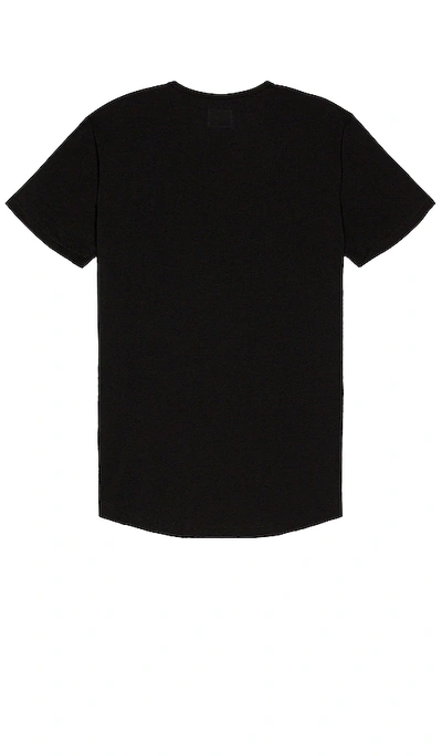 Cuts Crew Curve Hem T-shirt In Black
